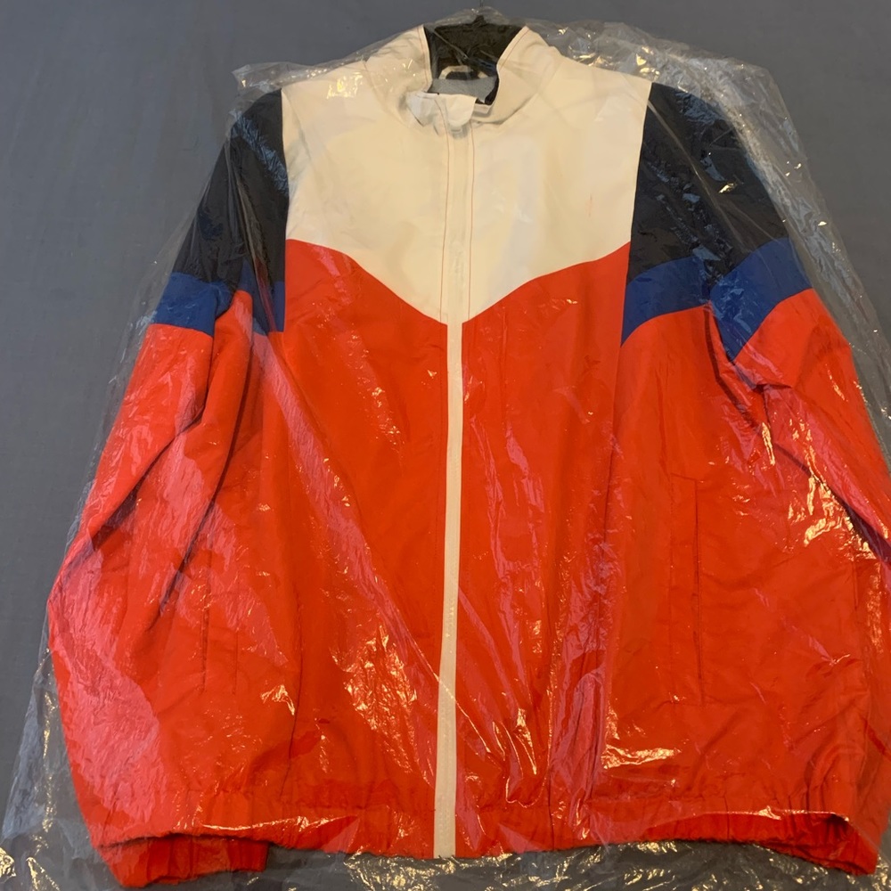 Perry Ellis Chevron Windbreaker Men Jacket.
